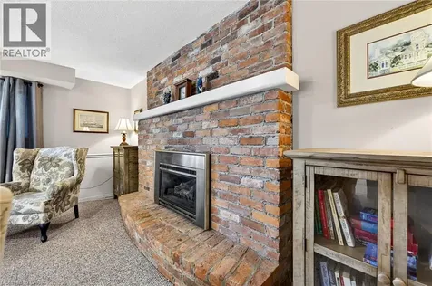 6 Barbara Place St. Catharines ON L2N 6H8