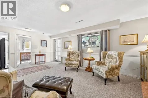 6 Barbara Place St. Catharines ON L2N 6H8
