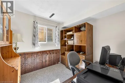 6 Barbara Place St. Catharines ON L2N 6H8