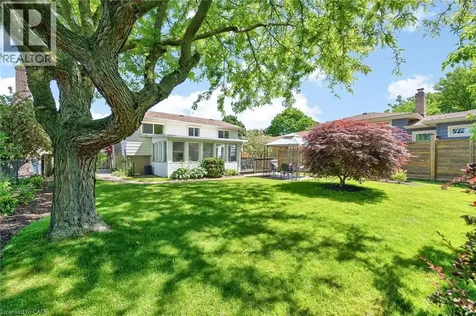 6 Barbara Place St. Catharines ON L2N 6H8