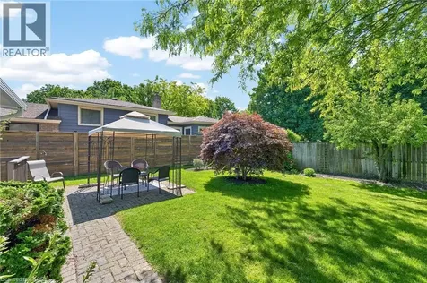 6 Barbara Place St. Catharines ON L2N 6H8