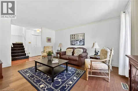6 Barbara Place St. Catharines ON L2N 6H8