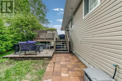 33 Oak Capreol ON P0M 1H0