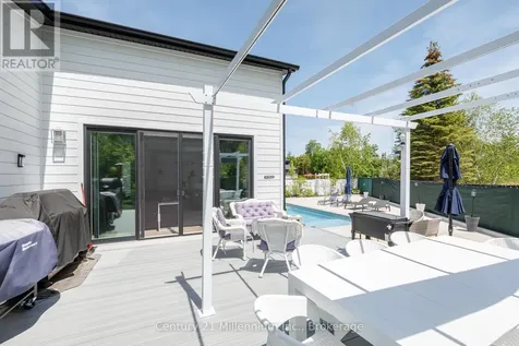100 Tekiah Road Blue Mountains ON N0H 1J0