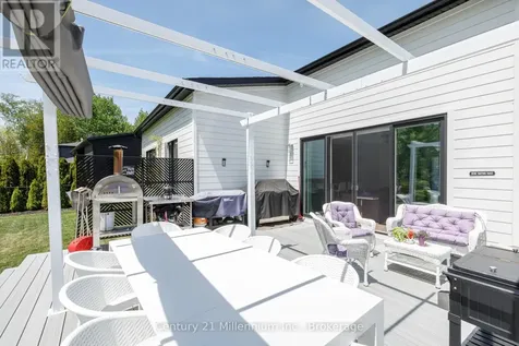 100 Tekiah Road Blue Mountains ON N0H 1J0