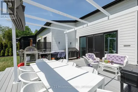 100 Tekiah Road Blue Mountains ON N0H 1J0