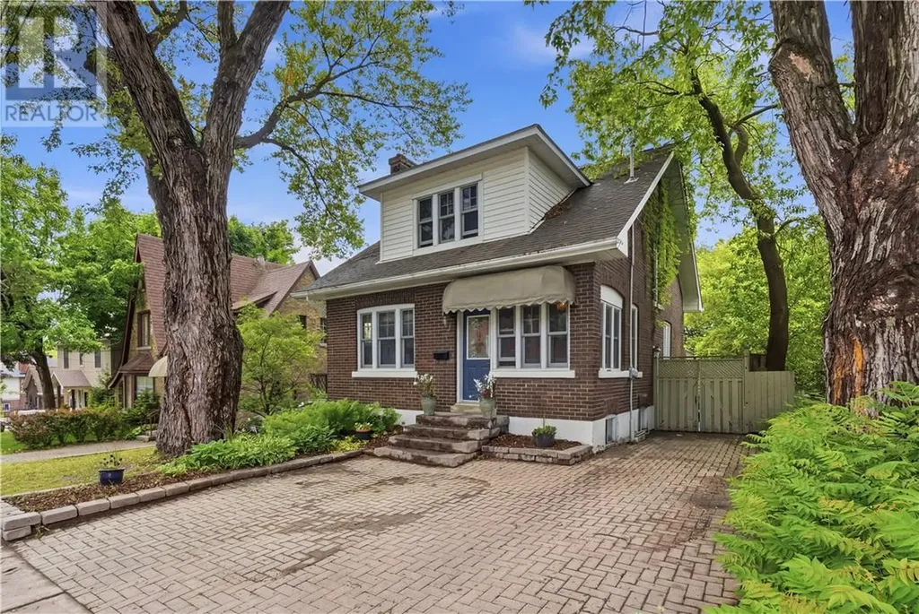 48 Roxborough Drive Sudbury ON P3E 1J7
