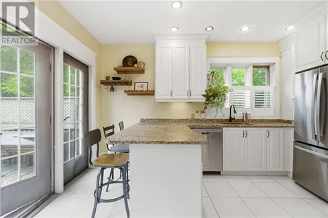 48 Roxborough Drive Sudbury ON P3E 1J7