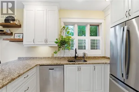 48 Roxborough Drive Sudbury ON P3E 1J7