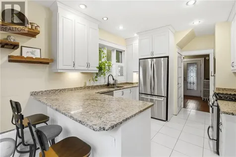 48 Roxborough Drive Sudbury ON P3E 1J7
