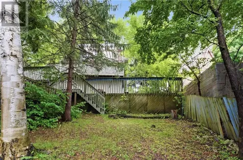 48 Roxborough Drive Sudbury ON P3E 1J7