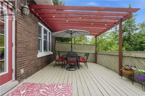 48 Roxborough Drive Sudbury ON P3E 1J7