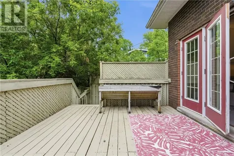 48 Roxborough Drive Sudbury ON P3E 1J7