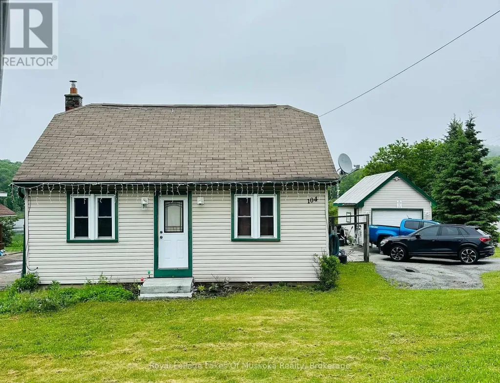 104 Brunel Road Huntsville ON P1H 1R1