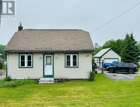 104 Brunel Road Huntsville ON P1H 1R1