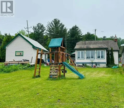 104 Brunel Road Huntsville ON P1H 1R1