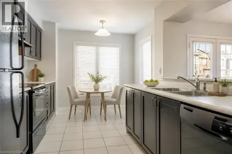 16 Suitor Court Milton ON L9T 8S1