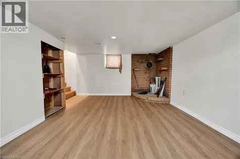 43 Henry Street Kitchener ON N2G 1P4