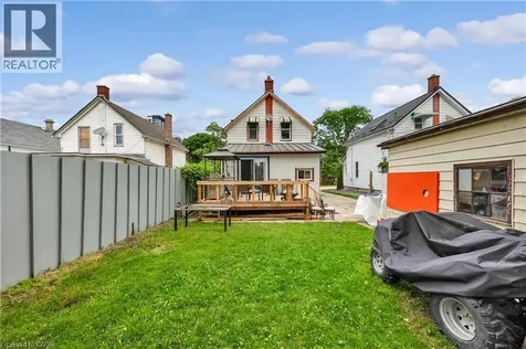 43 Henry Street Kitchener ON N2G 1P4