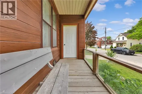43 Henry Street Kitchener ON N2G 1P4