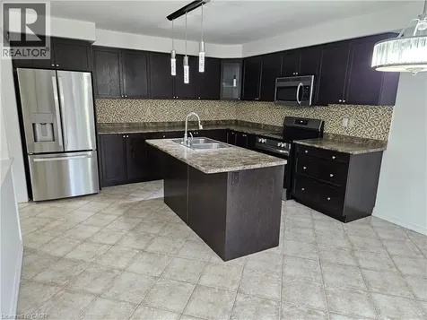 19 Fireside Drive Breslau ON N0B 1M0