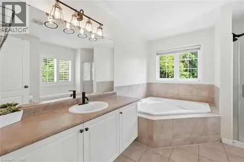 51 Sirente Drive Hamilton ON L9A 0B3