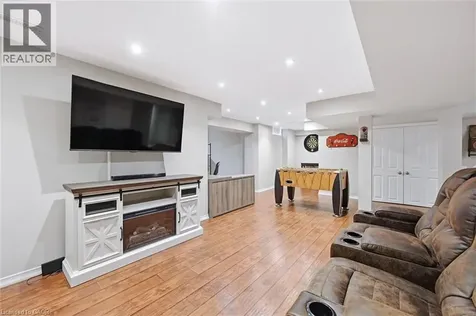 51 Sirente Drive Hamilton ON L9A 0B3