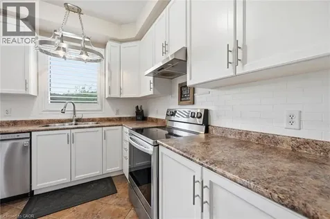 51 Sirente Drive Hamilton ON L9A 0B3
