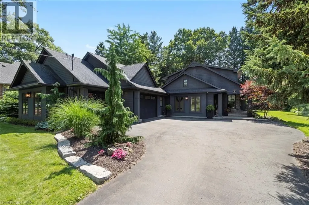 58 Central Drive Hamilton ON L9G 2A2