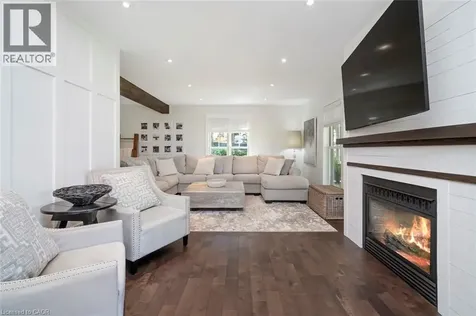 58 Central Drive Hamilton ON L9G 2A2