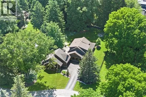 58 Central Drive Hamilton ON L9G 2A2