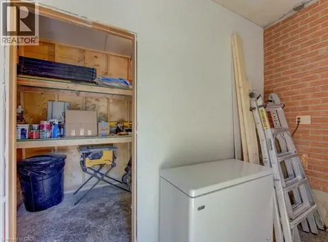136 Dunsmere Drive Kitchener ON N2E 1V7