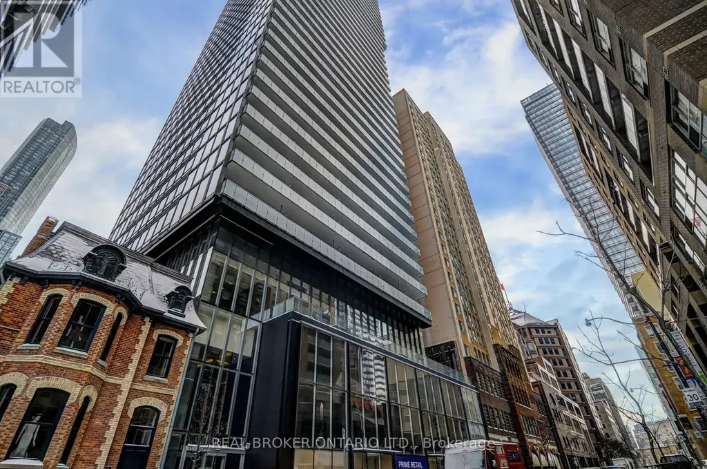 15 Grenville Street Toronto (bay Street Corridor) ON M4Y 0B9