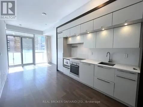 15 Grenville Street Toronto (bay Street Corridor) ON M4Y 0B9
