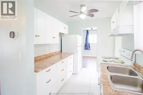 35 Berry Street Chatham ON N7M 3B2