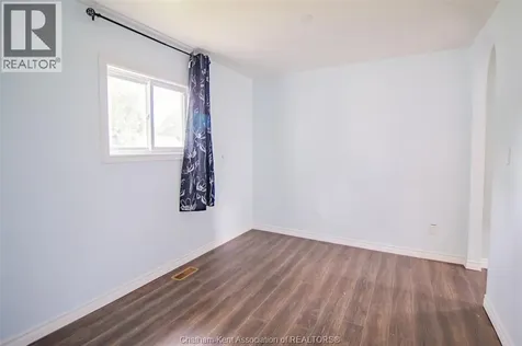 35 Berry Street Chatham ON N7M 3B2