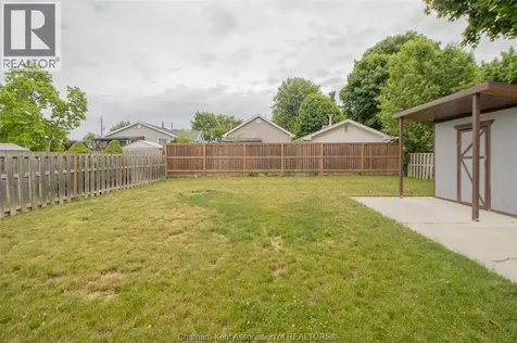 35 Berry Street Chatham ON N7M 3B2
