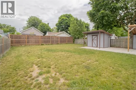 35 Berry Street Chatham ON N7M 3B2