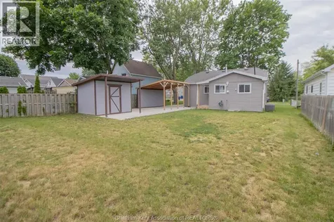 35 Berry Street Chatham ON N7M 3B2