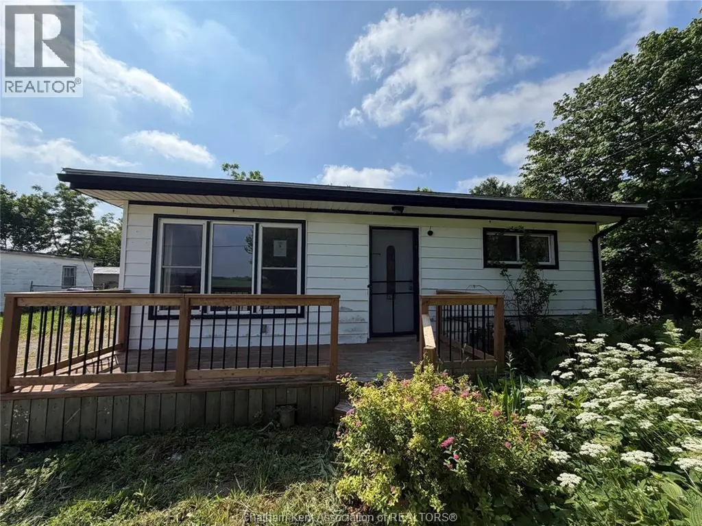 656 Mcnaughton Avenue East Chatham ON N7L 0E4