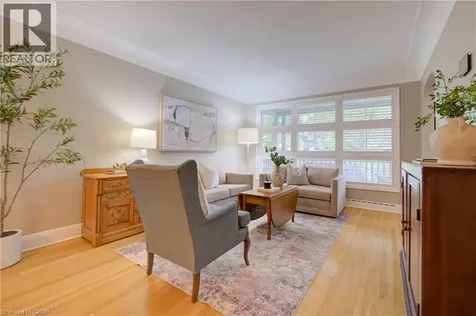 186 Union Boulevard Kitchener ON N2M 2S4