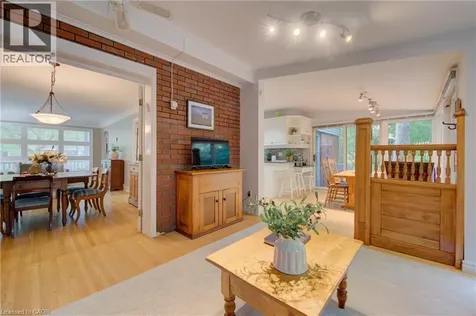 186 Union Boulevard Kitchener ON N2M 2S4