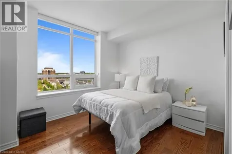 2325 Central Park Drive Oakville ON L6H 0E2