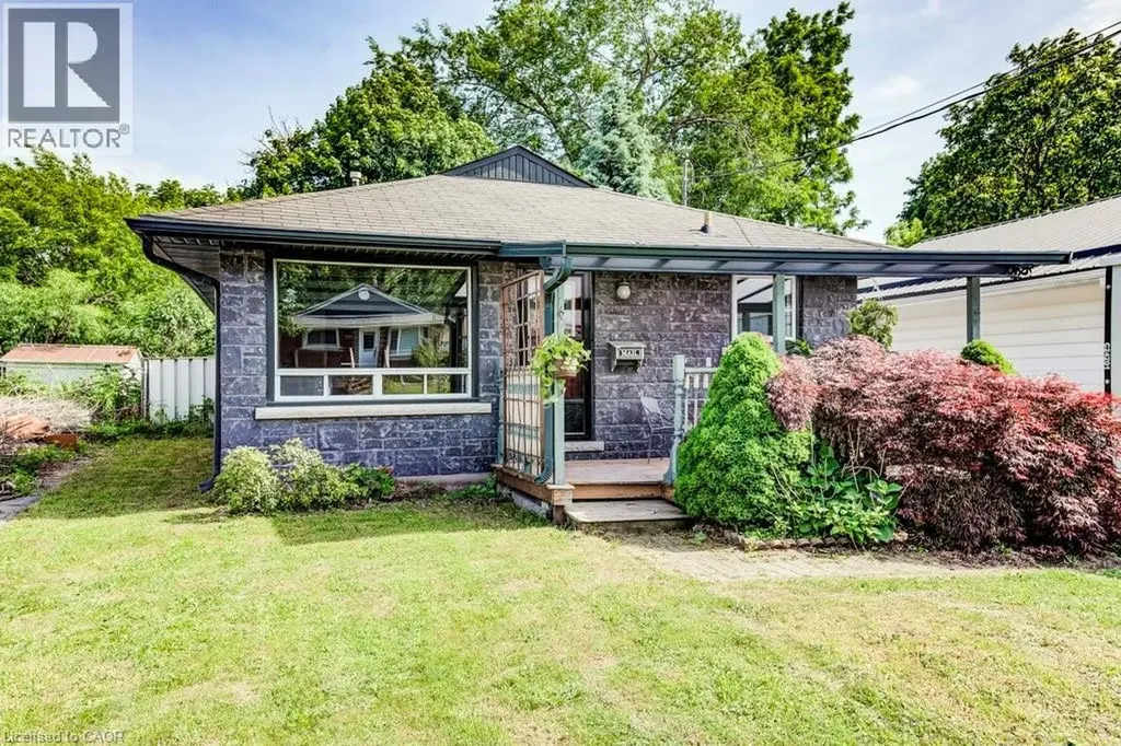 173 Glen Road Kitchener ON N2M 3G3