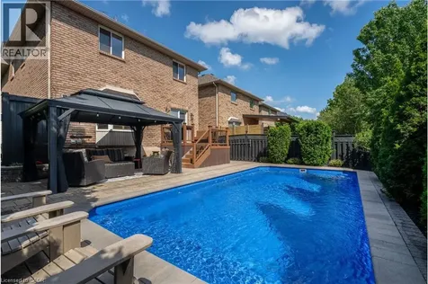 2423 Valley Heights Crescent Oakville ON L6H 6X2
