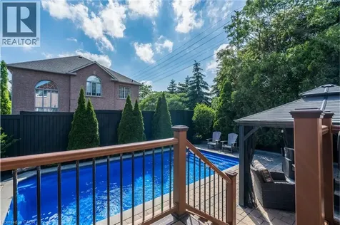 2423 Valley Heights Crescent Oakville ON L6H 6X2