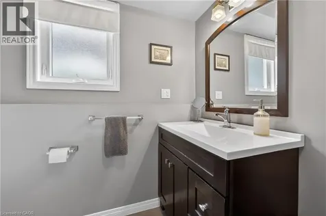 4512 Ivy Gardens Crescent Beamsville ON L3J 0B3