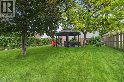 4512 Ivy Gardens Crescent Beamsville ON L3J 0B3