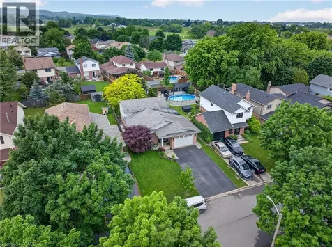 4512 Ivy Gardens Crescent Beamsville ON L3J 0B3