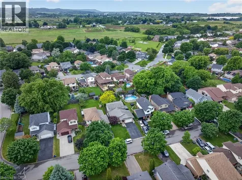 4512 Ivy Gardens Crescent Beamsville ON L3J 0B3